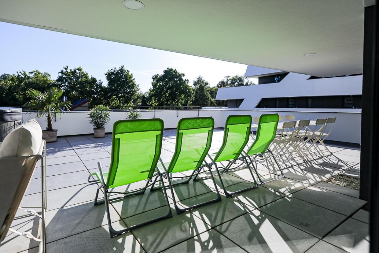 Marina Apartman Hotel Balatonszemes Exterior photo