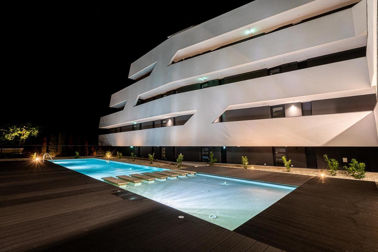 Marina Apartman Hotel Balatonszemes Exterior photo